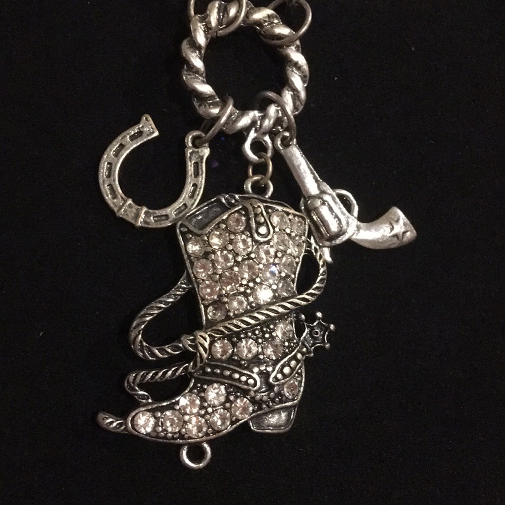 Country Chic Pearl Bead & Rhinestone Pendent